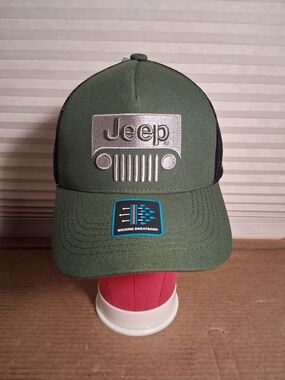 Jeep Olive Green Trucker Hat with Mesh Back-Adult-Adjustable-Embroidered